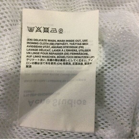 ACNE STUDIOS Romeo Nylon-Ripstop Shorts - Picture 9 of 10